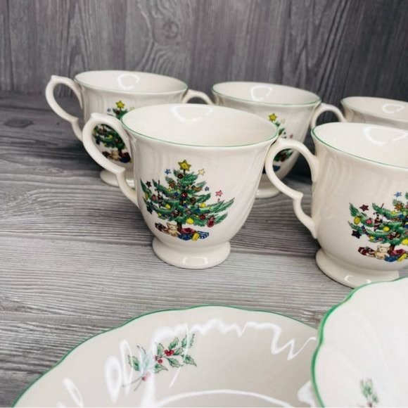 Nikko Japan happy holidays print tea cups & dessert plate 7 cups 3 plates - Picture 8 of 8